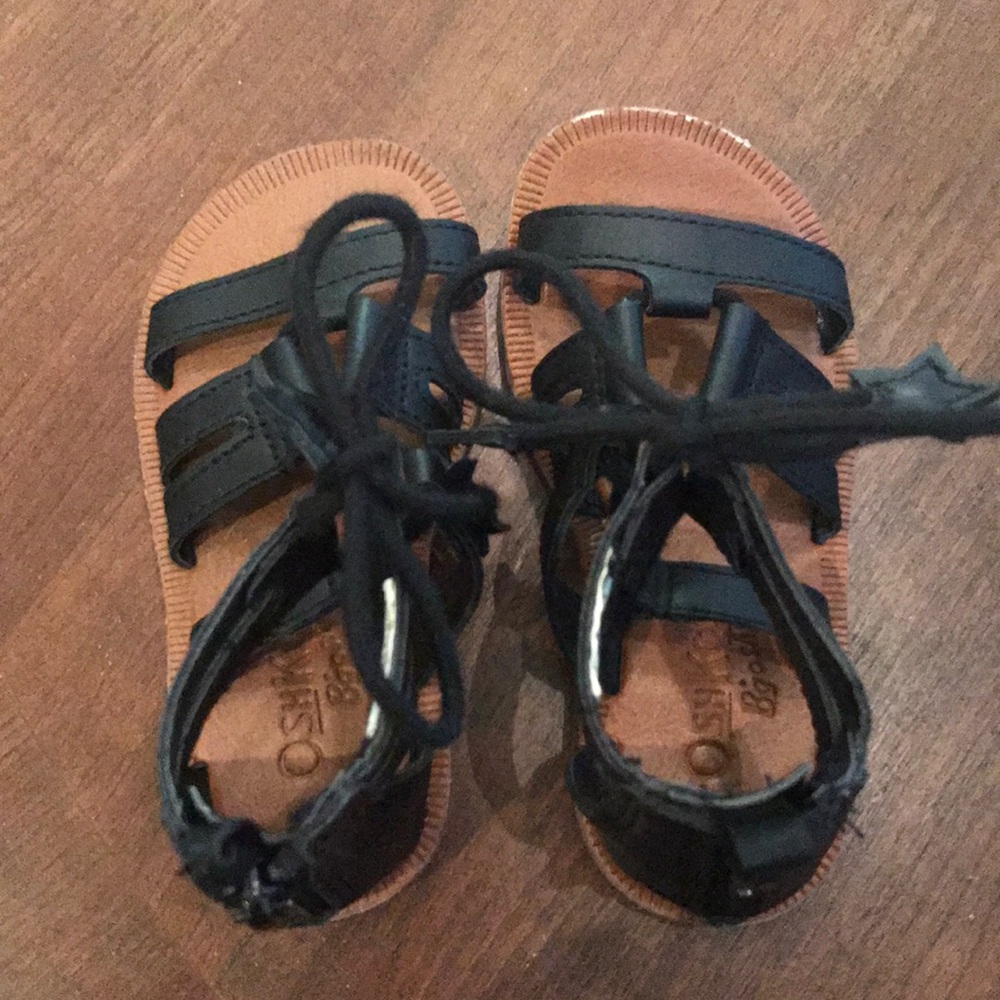 Black toddler sandals
